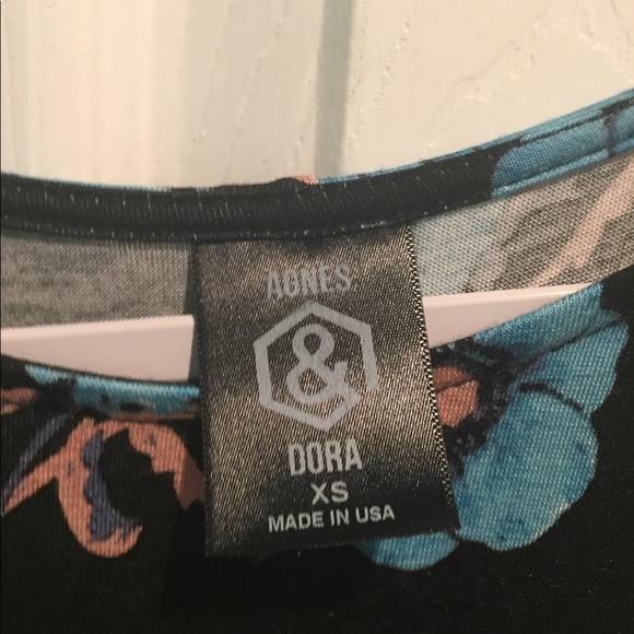 Agnes & Dora Ruffle Tunic - Picture 3 of 4